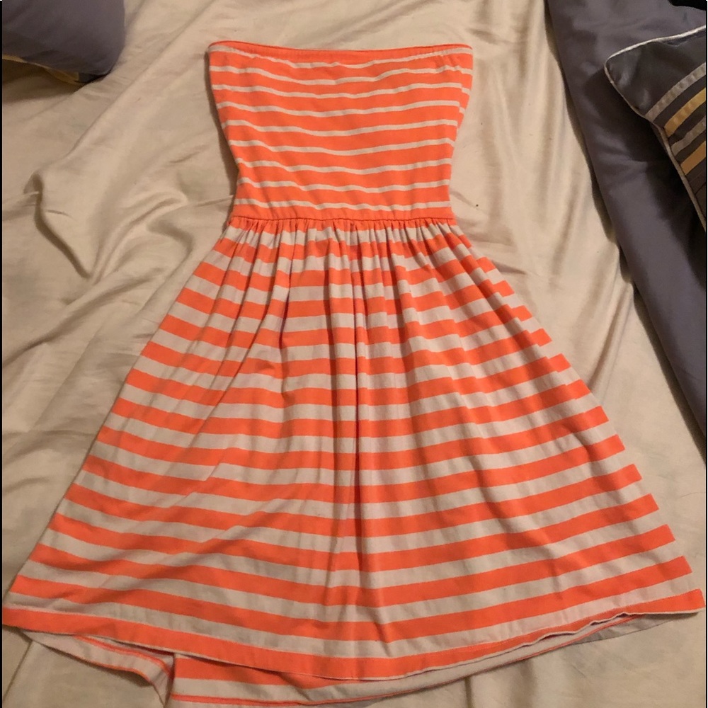 Striped strapless dress